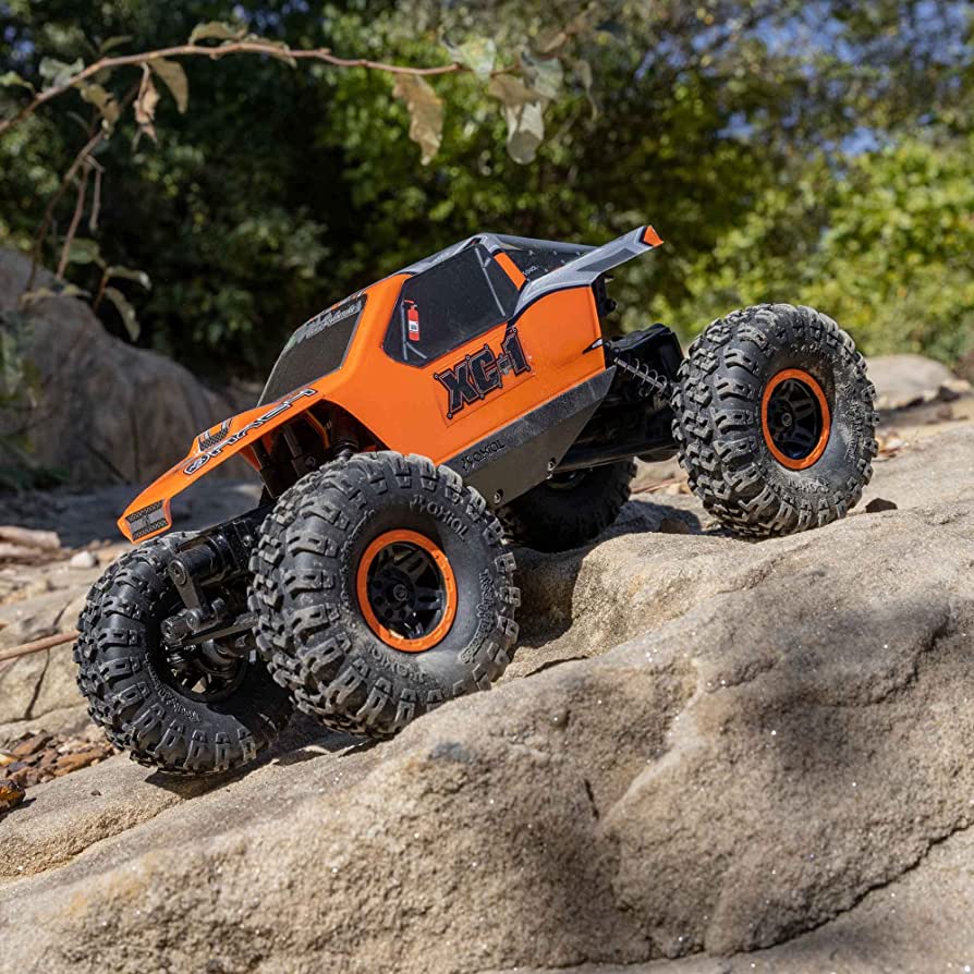 Axial RC Crawlers