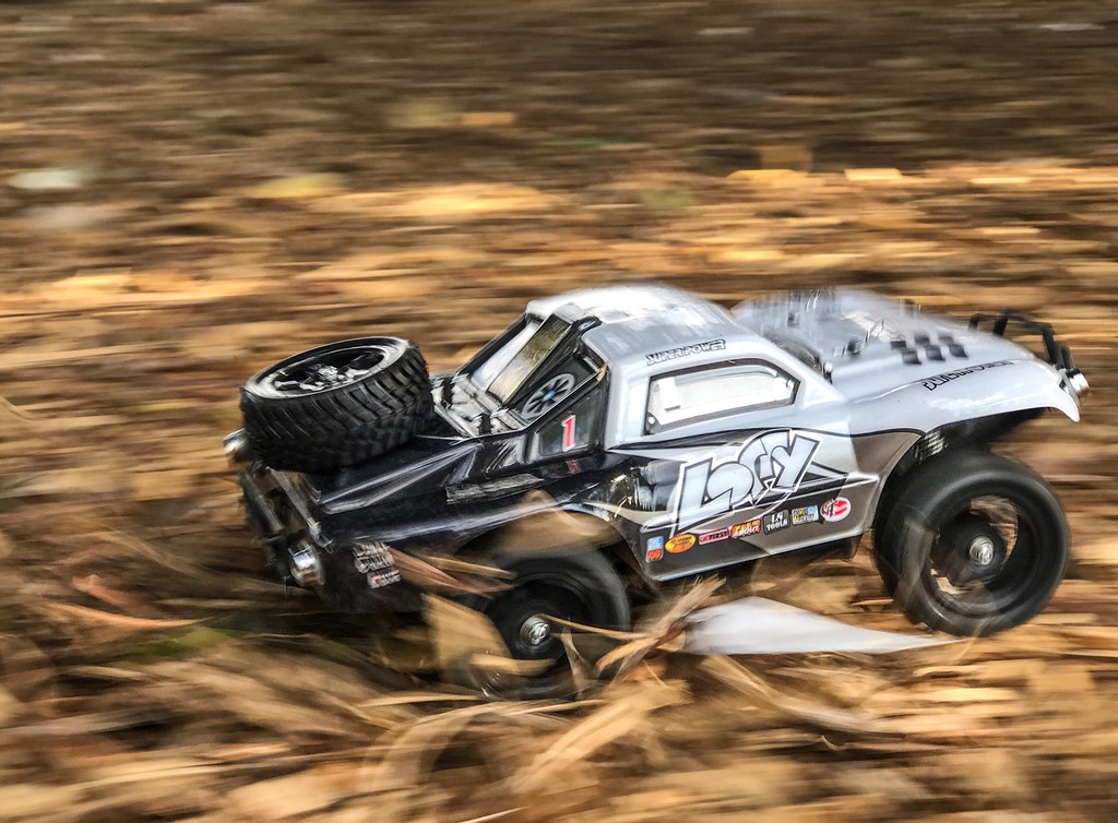 electric rc monster truck